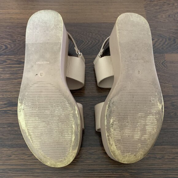 Size US 8 Steve Madden Platform Thick Strap Sandals Tan - Picture 5 of 5